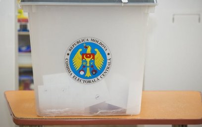 Сенаторы РФ принимают участие в наблюдении за проведением парламентских выборов в Молдове